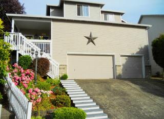 15538 Davidoff Ct, Happy Valley, OR 97089-6812