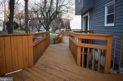 2843 Schubert Dr, Silver Spring MD 20904-6886 exterior