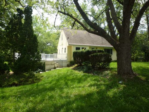 3104 Courtlandt Ave, Kalamazoo, MI 49004-1628