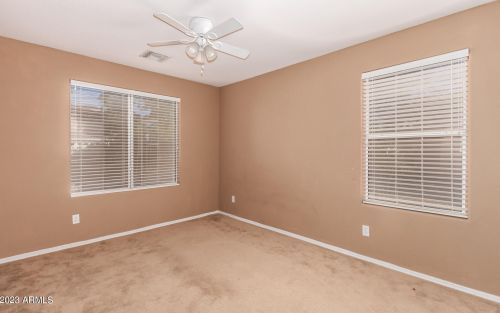 2318 65 Dr, Phoenix AZ 85033-5220 exterior