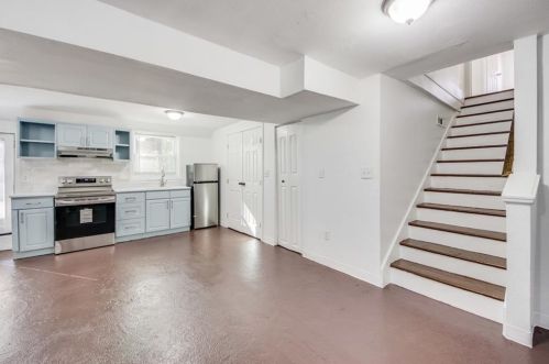 2100 Cascade Rd, Atlanta GA 30311-2830 exterior