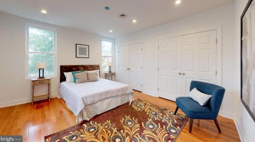 1900 19 St, Philadelphia PA 19145-1440 exterior