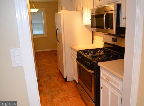 8902 16th St, Silver Spring MD 20910-2231 exterior