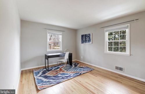 8428 Cherry Vly Ln, Alexandria VA 22309-2100 exterior