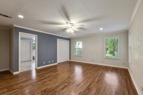 7201 Elm Forest Rd, Austin TX  78745-6207 exterior