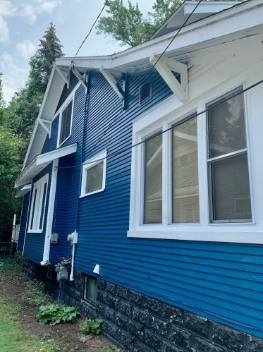 1391 Montgomery Ave, Meskegon, MI 49441-1758