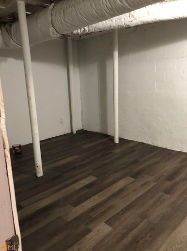 531 Hammond Dr, Atlanta GA  30328-5139 exterior