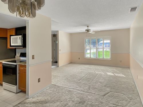 4706 Eagle Dr, Fort Pierce FL 34951-2371 exterior