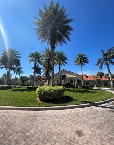 341 Springview Loop, Fort Pierce FL  34986-2664 exterior