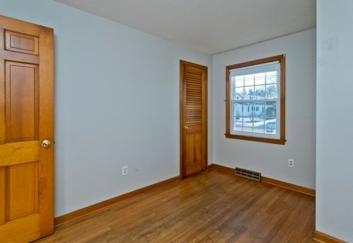 155 Canton Cir, Springfield MA 01104-1441 exterior