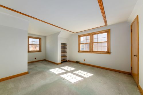 2517 82, Milwaukee WI 53219-0024 exterior