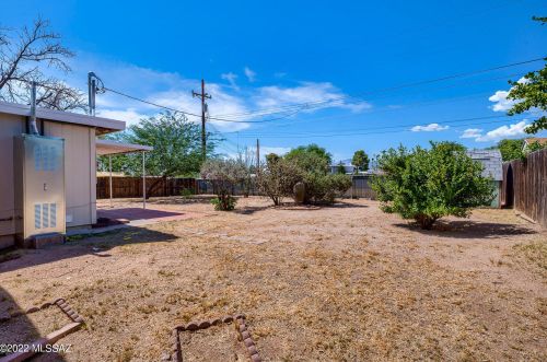8257 Beverly St, Tucson AZ  85710-5931 exterior