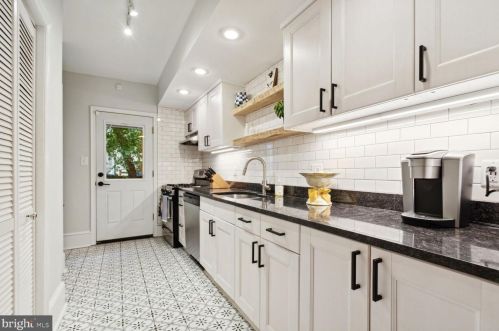 1229 I St, Washington DC  20003-4109 exterior