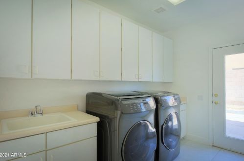 14024 8th Pl, Phoenix AZ 85014-2101 exterior