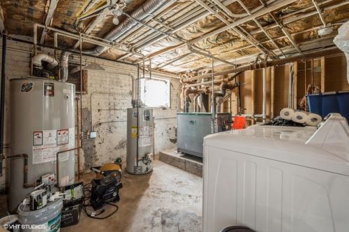 11227 King Dr, Chicago IL  60628-4510 exterior