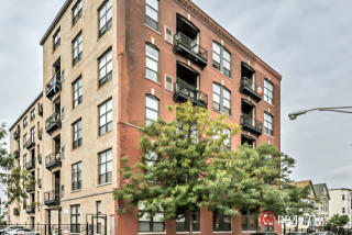 1820 Spaulding Ave, Chicago IL  60647-8840 exterior