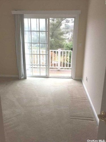 1010 Madeira Blvd, Huntington Station NY  11747-5285 exterior