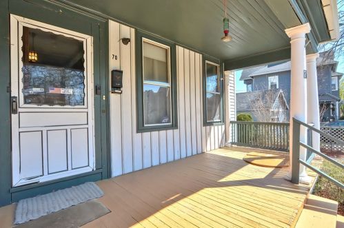 70 Amherst St, Springfield, MA 01109-3413