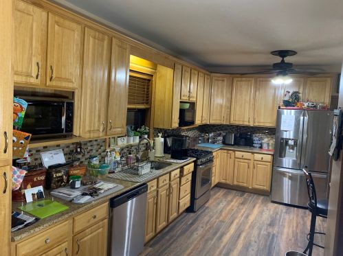 3221 Leavitt St, Chicago IL 60608-6016 exterior