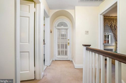 25 Myrtle Ave, Pittsburgh PA 19083-5706 exterior