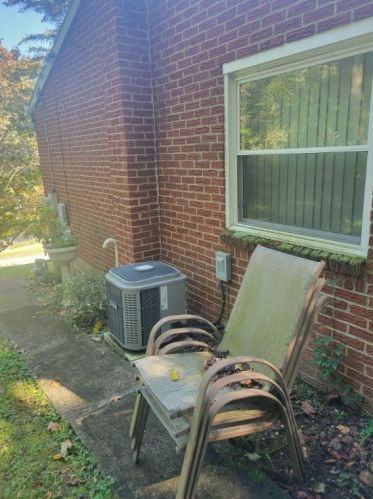 504 North St, Pittsburgh PA 15227-3863 exterior