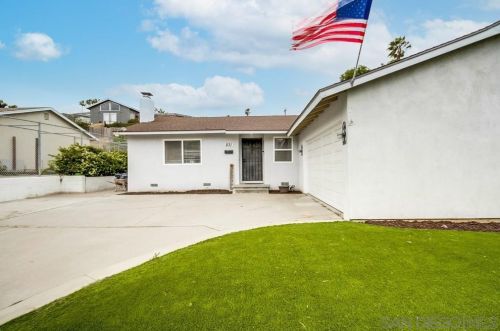 831 Halecrest Dr, Chula Vista, CA 91910-6412