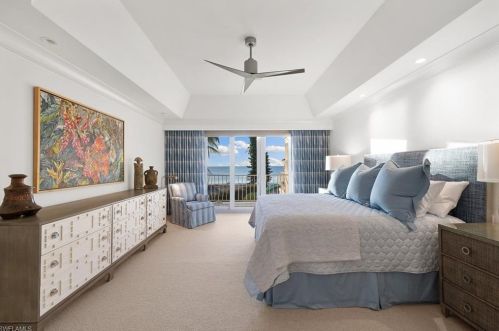 24 Casa Mar Ln, Naples FL 34103-3685 exterior