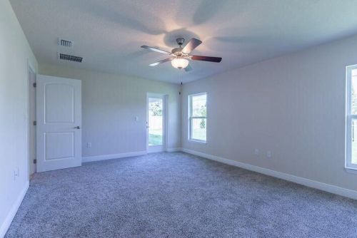 1666 Ocean Cv Ave, Fort Pierce FL 34953-2453 exterior