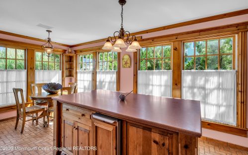 767 Ave, Point Pleasant Beach NJ 08742-5315 exterior