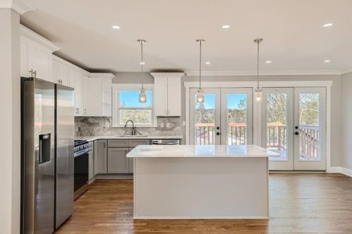 1784 Cherry Vly Cir, Atlanta GA 30316-4825 exterior