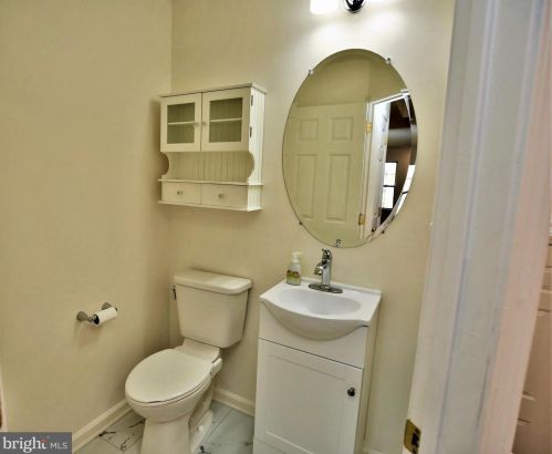 706 Wendover Ct, Dover NJ 07869-1641 exterior