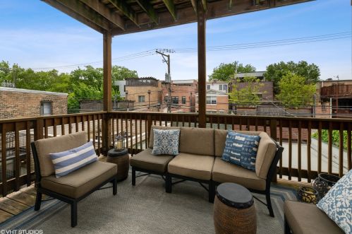 2150 Racine Ave, Chicago IL  60614-4002 exterior