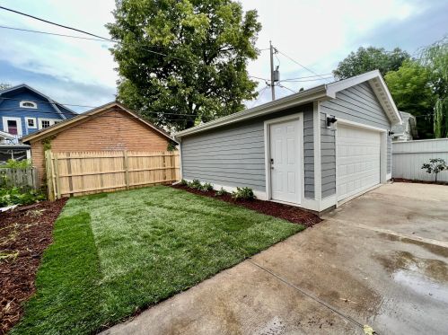 1908 Elmdale Ct, Milwaukee WI 53211-2342 exterior