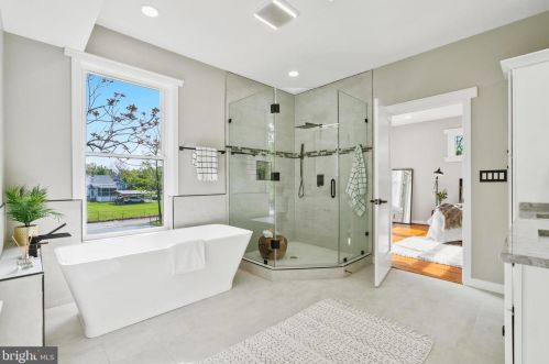 2216 30th St, Washington DC  20020-3369 exterior