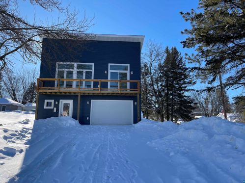 730 5th St, Duluth, MN 55806-2444