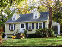 33 Cragmore Rd, Newton, MA 02464-1008