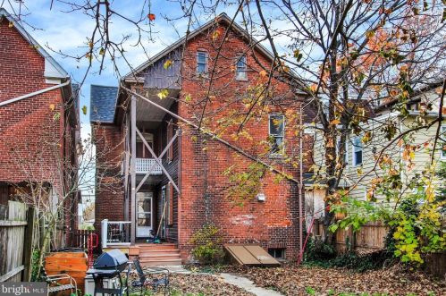 205 High St, Hanover PA  17331-2911 exterior