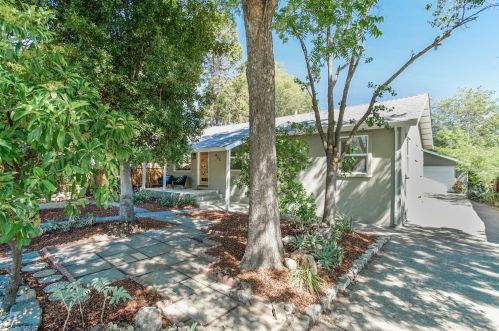 435 11 St, Davis CA 95616-2018 exterior