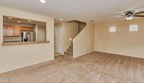 10552 Pleasant Pasture Dr, Tucson AZ  85747-6018 exterior