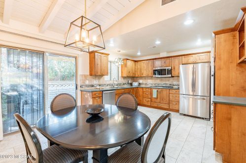 168 Randolph Way, Tucson AZ  85716-5831 exterior