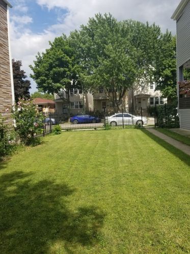 4350 Maplewood Ave, Chicago, IL 60632-1212