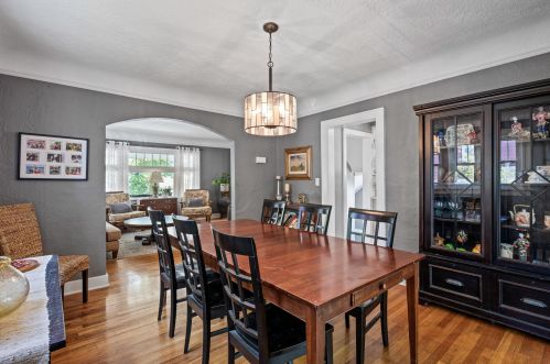 1906 Cornelius Ave, Grand Rapids MI 49507-2849 exterior