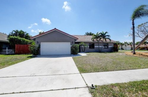 454 Prairie Rose Ln, Boca Raton, FL 33487-1406