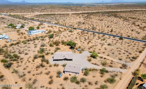 12031 Magee Rd, Tucson, AZ 85743-8098