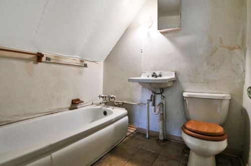 1931 Addison St, Chicago IL 60613-3504 exterior