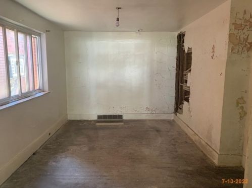 1342 Paulson Ave, Pittsburgh, PA 15206-1858