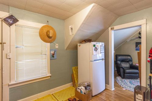 107 Harvey St, Ely MN 55731-1147 exterior