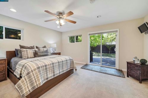 1014 San Miguel Rd, Concord CA 94518-2054 exterior