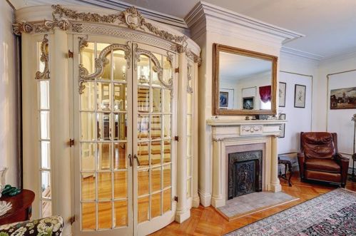 172 Pond St, Woonsocket RI  02895-2007 exterior