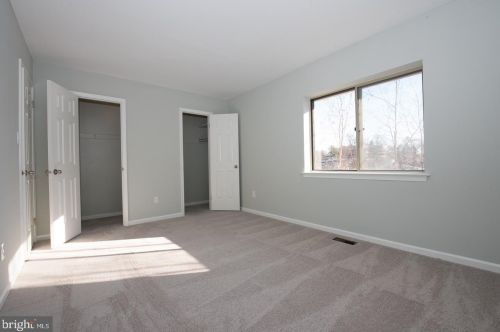 50 Woodside Rd, Ardmore PA 19003-1437 exterior